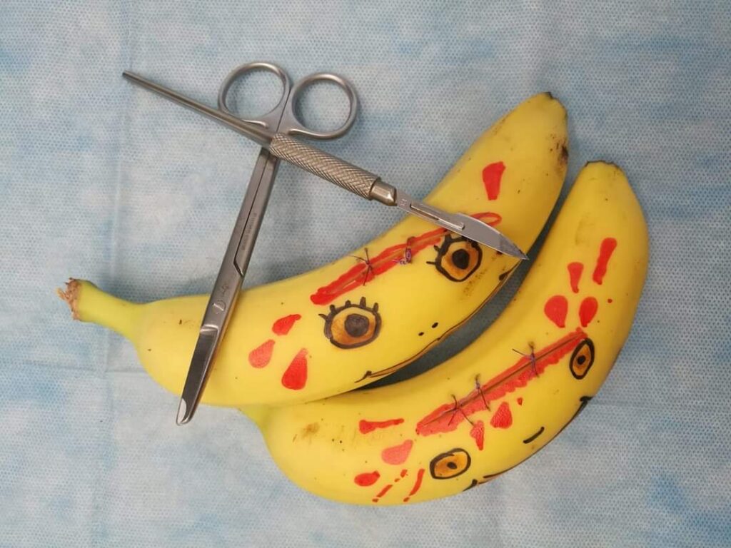 15838